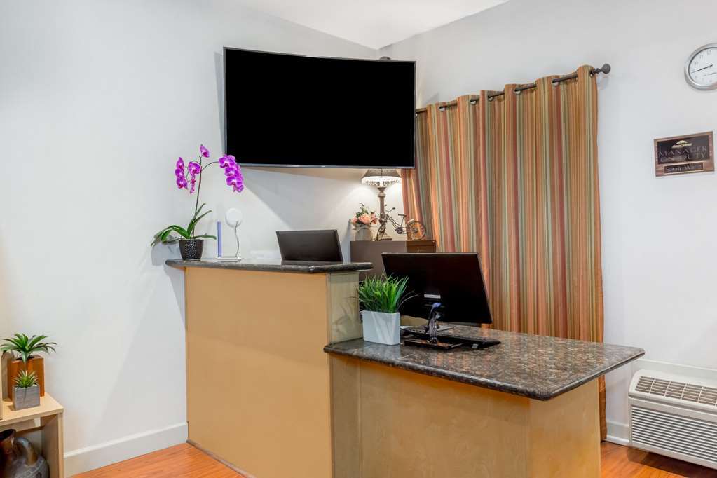 Monarch Valley Inn Marina At Monterey Bay Interior foto